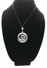 Load image into Gallery viewer, Handmade Spiral Necklace
